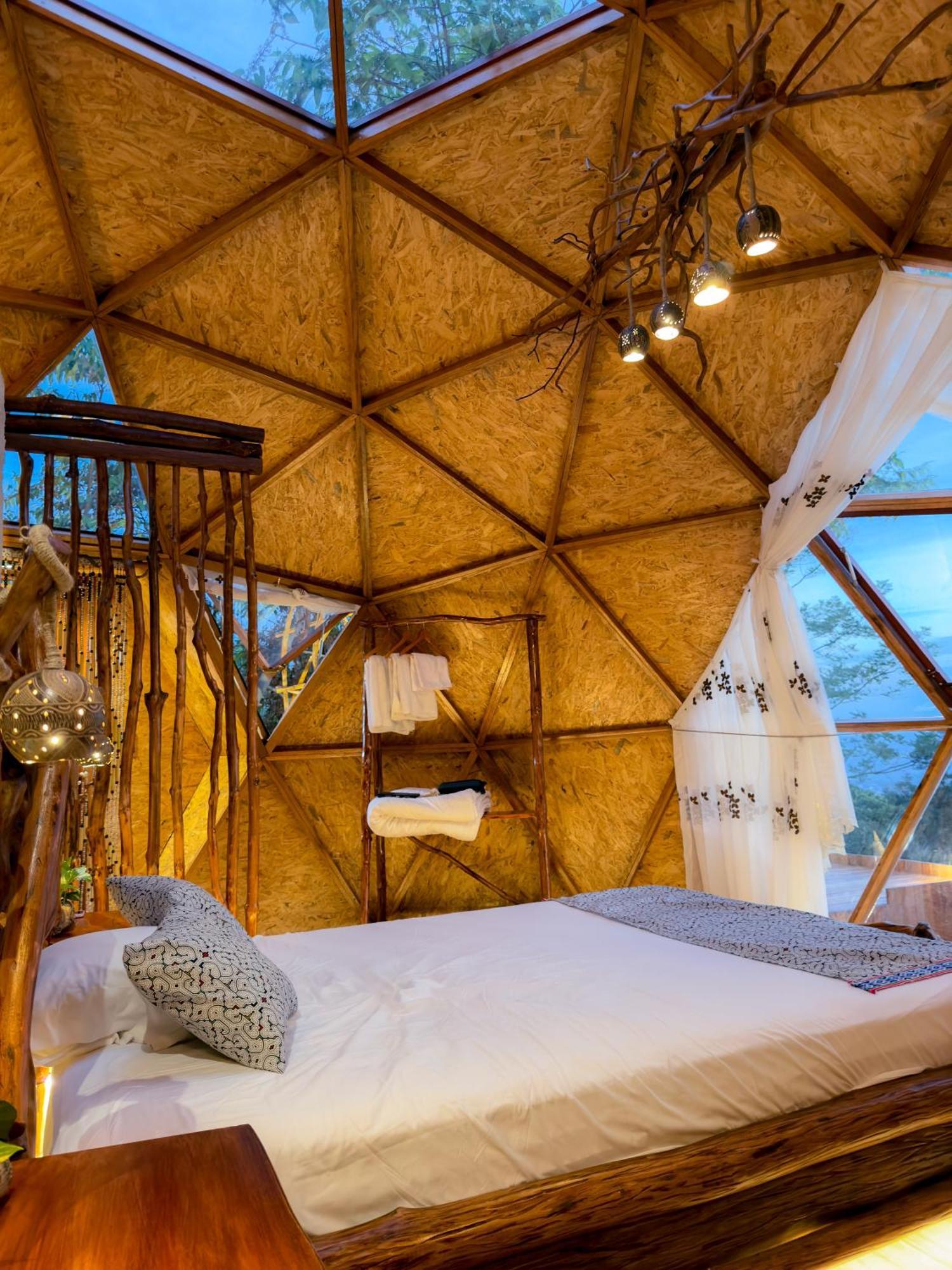 Los Glampings De Taytamaki Тарапото Екстериор снимка